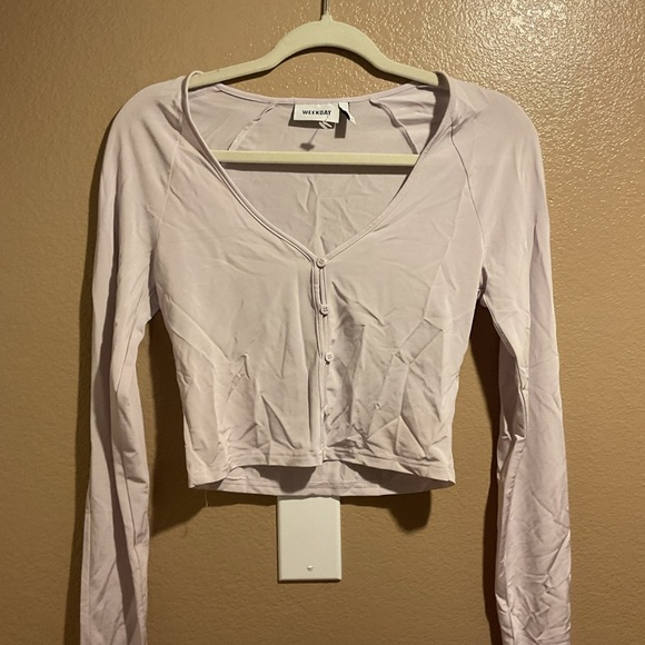 Weekday Lavender Contour Cropped Nicole Cardigan Style Longsleeve A1 - Picture 1 of 3